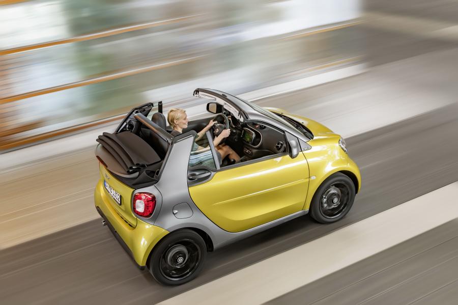  Smart ForTwo Prime Cabrio 2016 года  (фото 3 из 33)